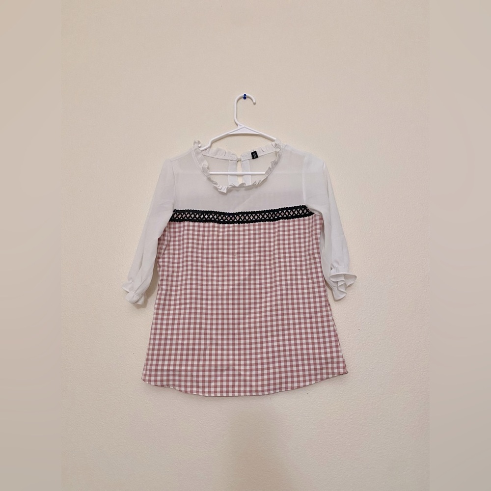 Cute Caro pink and white blouse